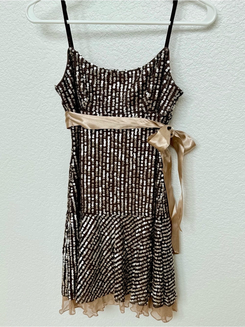 Retro Y2K BCBGMaxAzria Brown dress with Champagne Sequins